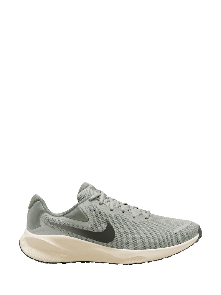 Серебристый/белый - Nike Revolution 7 Roads Беговые кроссовки - Image 1 of 4