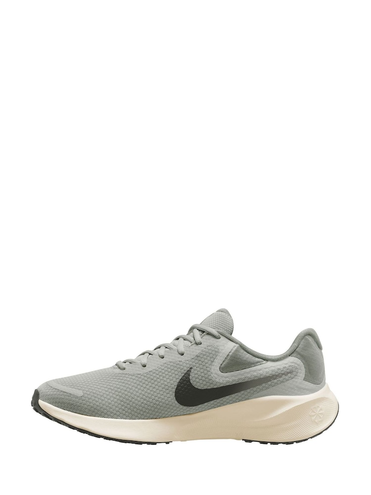 Серебристый/белый - Nike Revolution 7 Roads Беговые кроссовки - Image 2 of 4