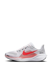 Nike White Red Pegasus 41 Road Running Trainers - Image 4 of 10