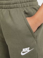 Средний оливково-зеленый - Флисовые спортивные брюки Nike Club - Image 6 of 8