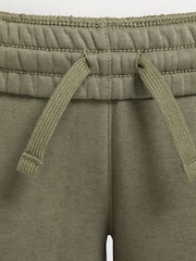 Средний оливково-зеленый - Флисовые спортивные брюки Nike Club - Image 8 of 8