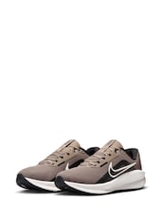 Nike Brown Downshifter 13 Road Running Trainers - Image 3 of 9