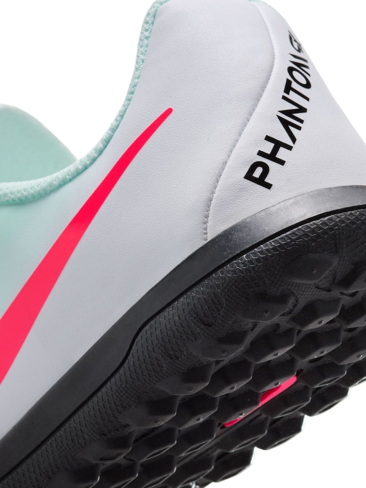 Nike נעלי כדורגל למשטח דשא לילדים, דגם Phantom GX 2 Club - תמונה 10 מתוך 10