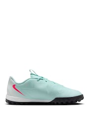 Nike נעלי כדורגל למשטח דשא לילדים, דגם Phantom GX 2 Club - תמונה 3 מתוך 10