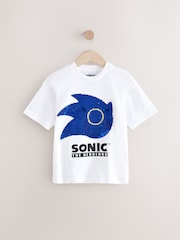 أبيض/أزرق - تيشرت مزين بالترتر بتصميم قلاب بطبعة شخصية Sonic (3-16 سنة) - صورة 3 من 5