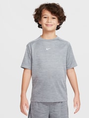 Дымчатый серый  - Футболка с короткими рукавами Nike принтом Dri-FIT - Image 1 of 5