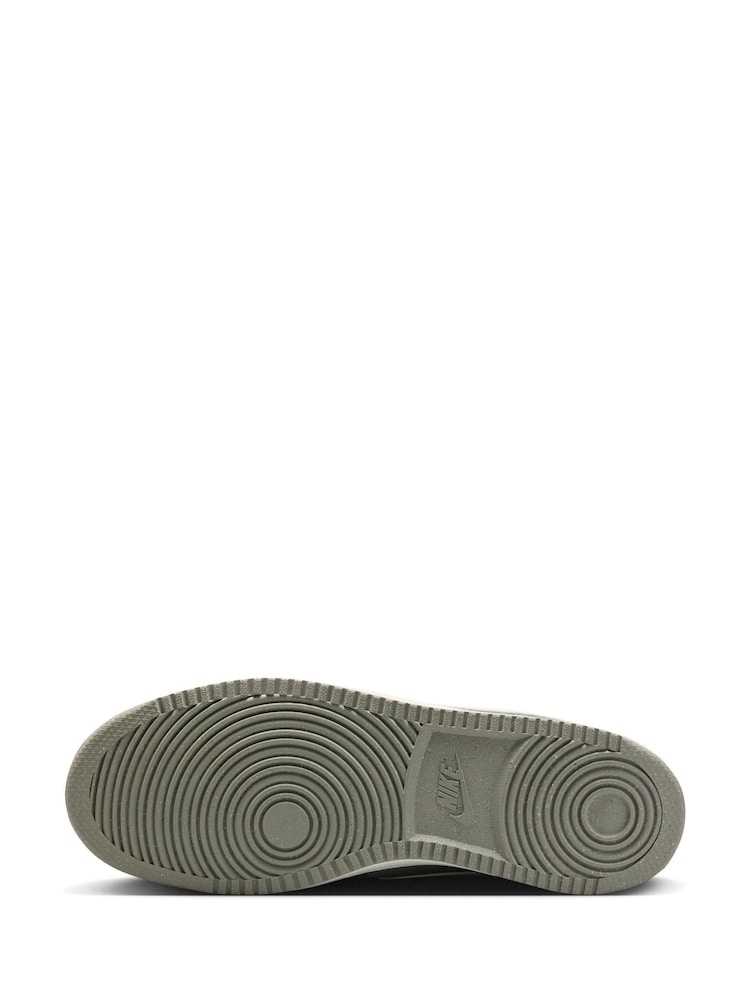 Nike Green/White Court Vision Low Trainers - Image 8 of 10