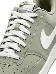 Nike Green/White Court Vision Low Trainers - Image 9 of 10