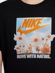 Czarny - Koszulka Nike z fotograficznym nadrukiem kwiatów - Image 3 of 3