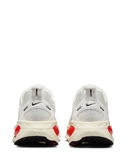 Nike Red/White Vomero 18 Running Trainers - Image 4 of 9