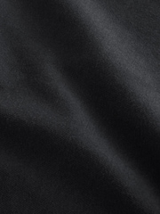 Nike Black Sportswear Vest - Image 8 of 8