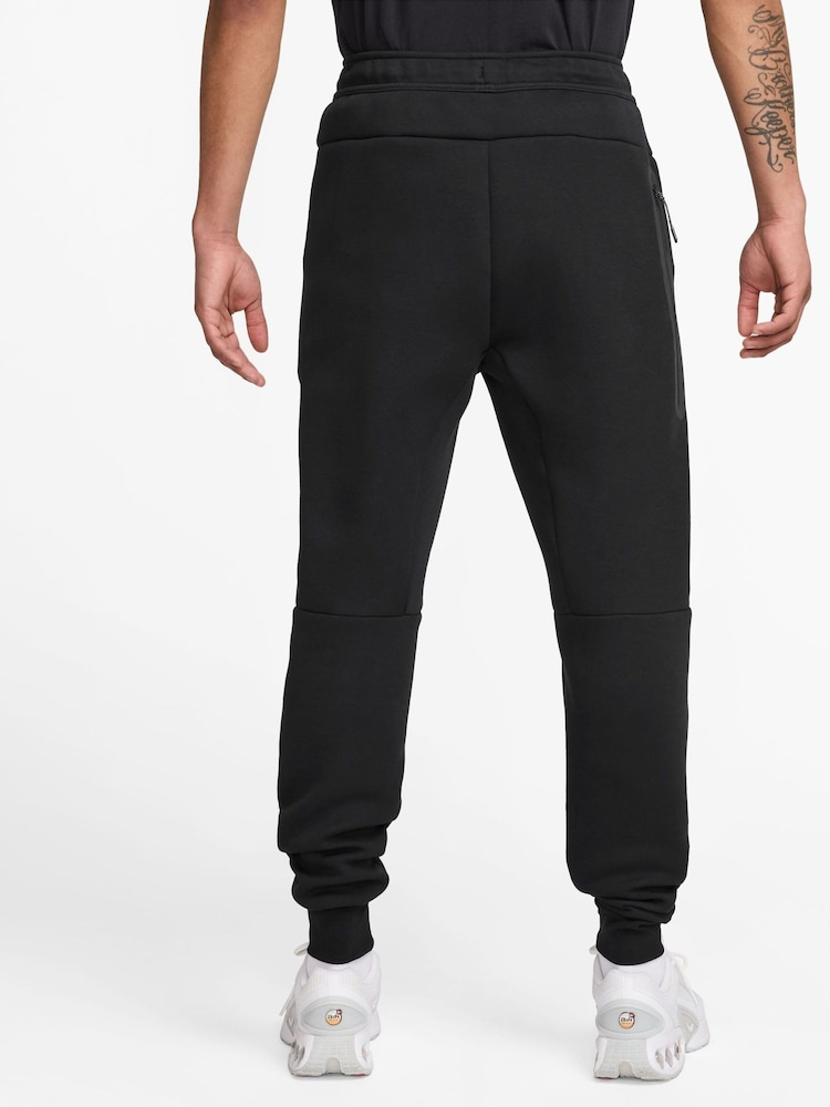 Nike Black/Grey Tech Fleece Joggers - Image 2 of 8 Nike Black/Grey Tech Fleece Joggers - Image 2 of 8