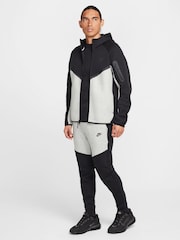 Čierna/Sivá - Funkčné flaušové tepláky Nike - Obrázok 7 z 8