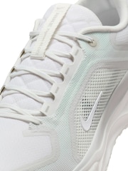 Nike White Pegasus 41 GORE-TEX Trail Running Trainers - Image 10 of 11