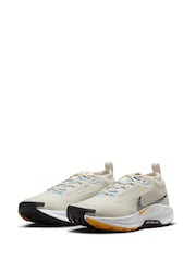 Nike White/Gold Pegasus 5 GORE-TEX Waterproof Trail Running Trainers - Image 5 of 15