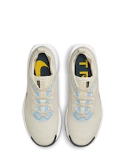 Nike White/Gold Pegasus 5 GORE-TEX Waterproof Trail Running Trainers - Image 7 of 15