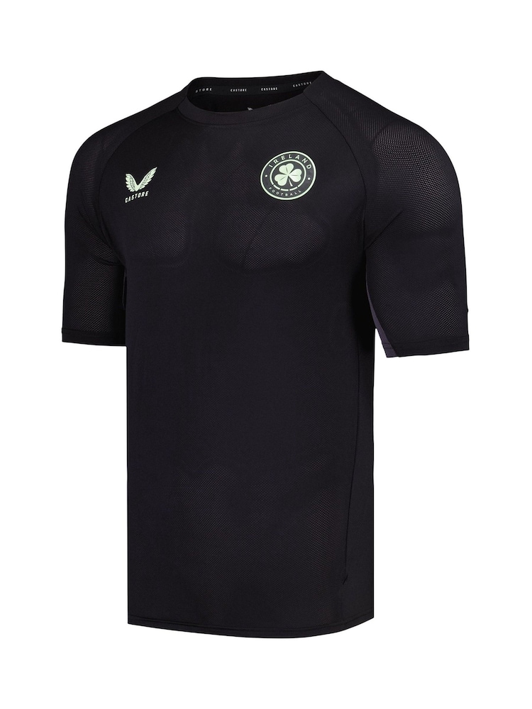 تيشرت فريق Republic Of Ireland من Castore - صورة 2 من 3 تيشرت فريق Republic Of Ireland من Castore - صورة 2 من 3