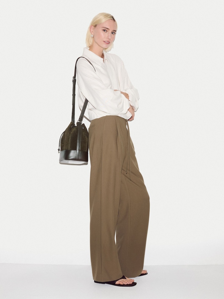 Jigsaw Green Drawstring Bucket Bag - Image 2 of 6 Jigsaw Green Drawstring Bucket Bag - Image 2 of 6