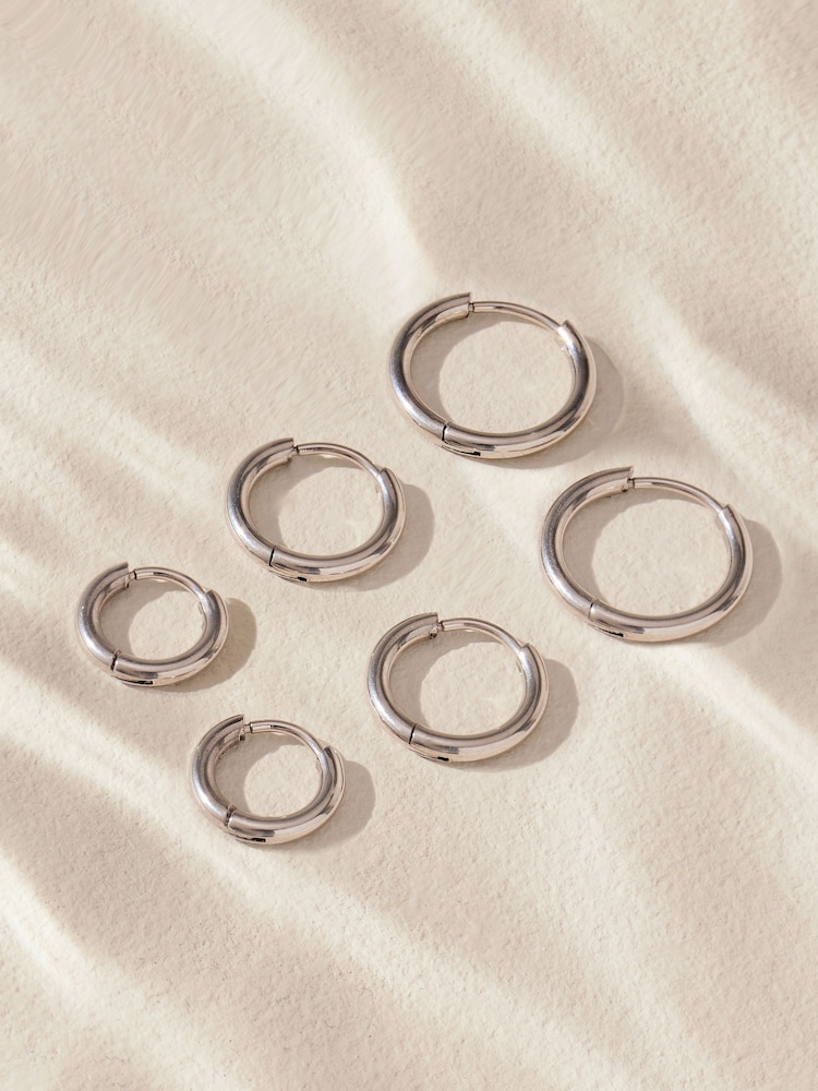 Tonalité argentée - Boucles d'oreilles Huggie Hoop en acier inoxydable 3 Lot - Image 4 of 6