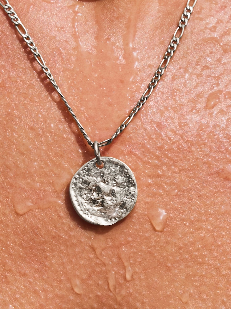 Tonalité argentée - Collier en acier inoxydable avec disque martelé - Image 4 of 8