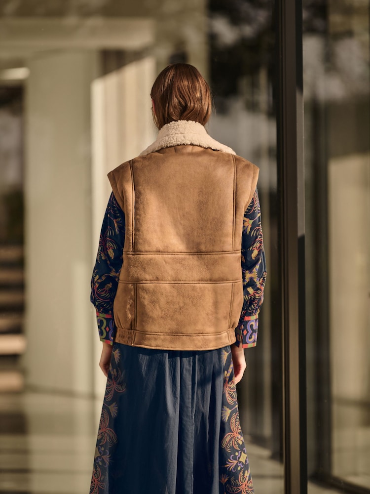 Brown Faux Shearling Gilet - Image 2 of 7