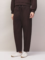 Marrón - Ro&Zo Cotton Blend Barrel Leg Joggers - Imagen 1 de 9