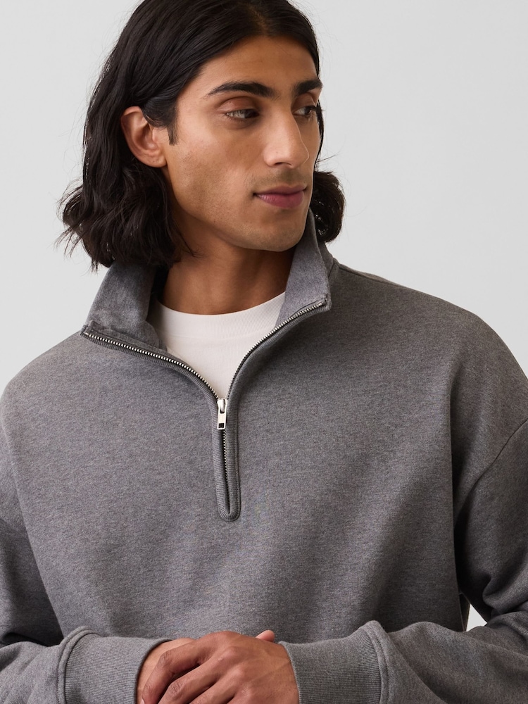 Gap Dark Grey Heavyweight Oversized Quarter-Zip Pullover Sweatshirt - Image 4 of 4 Gap Dark Grey Heavyweight Oversized Quarter-Zip Pullover Sweatshirt - Image 4 of 4
