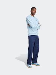 adidas Originals Blue Trefoil Essentials Crew Sweatshirt - Image 3 of 5