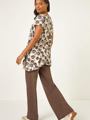 Roman Natural Floral Print Hanky Hem Top - Image 2 of 5