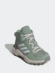 Verde/blanco - adidas Terrex AX4R Mid Trainers - Imagen 2 de 10