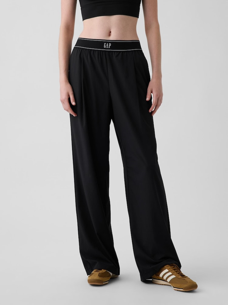 Gap Black Fit Pleated Easy Logo Trousers - Image 1 of 6 Gap Black Fit Pleated Easy Logo Trousers - Image 1 of 6
