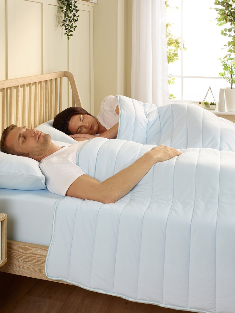 Slumberdown Cool Sleep Ultracool Nylon Summer Duvet - Image 1 of 10