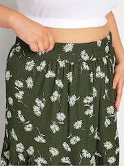 Yours Curve Green Abstract Tie Maxi Skirt - Image 4 of 5