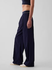 Gap Navy Fit Pleated Easy Logo Trousers - Image 3 of 6