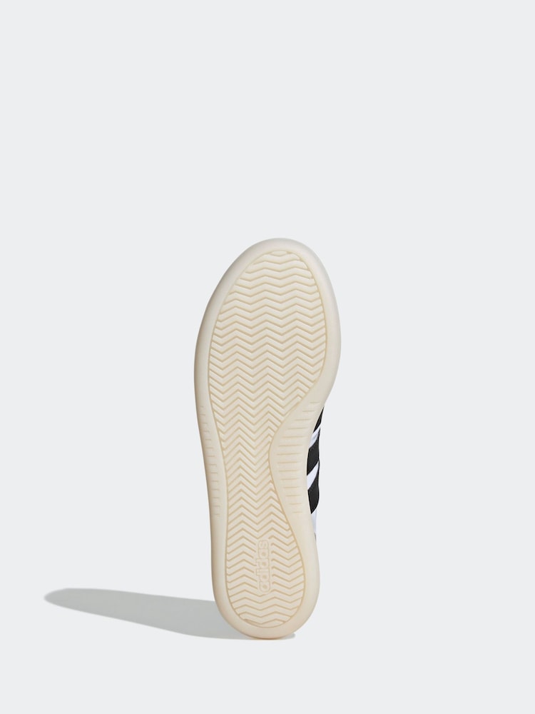 adidas White Barreda Decode Trainers - Image 15 of 17