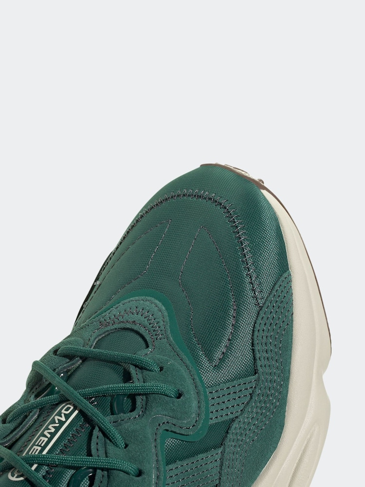 adidas originals Green Ozweego Shoes - Image 8 of 9