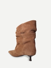 Off The Hook Lottie Suede Slouchy Pointed Toe Kitten Heel Ankle Boots - Slika 3 od 6