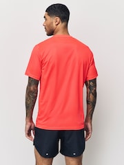 Rood - adidas Train Essentials Training T-Shirt - Image 3 of 5