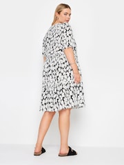 Yours Curve Black Floral Tiered Midi Dress - Image 4 of 6