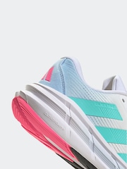 adidas White Questar 3 Trainers - Image 16 of 16