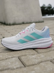 adidas White Questar 3 Trainers - Image 7 of 16
