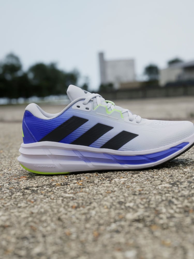 adidas White Questar 3 Running Trainers - Image 2 of 16 adidas White Questar 3 Running Trainers - Image 2 of 16