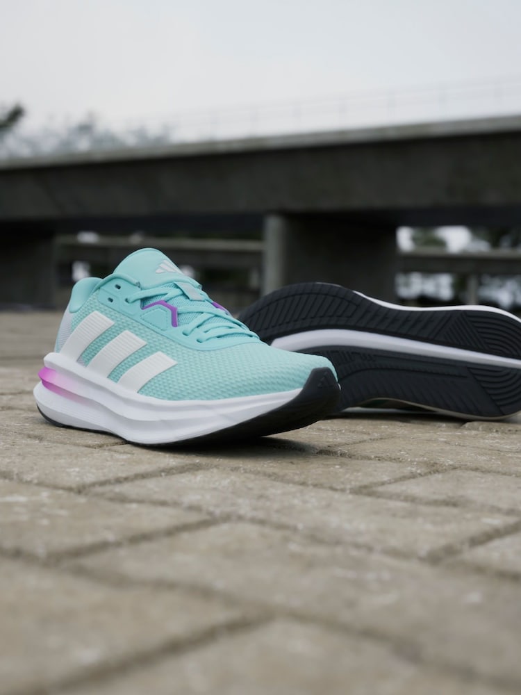adidas Green Galaxy 7 Trainers - Image 3 of 16