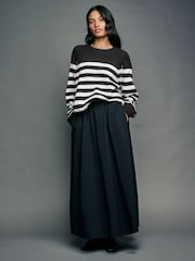 Black White Stripe - Image 3 of 8
