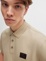Natur - HUGO Cotton Piqué Logo Label Polo Shirt - Bild 4 von 5
