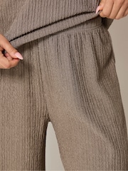 M&Co Brown Petite Textured Top And Trousers Set - Image 4 of 5