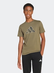 أخضر - تيشرت مزيَّن برسمة جرافيك قطن 100% من adidas - صورة 1 من 8