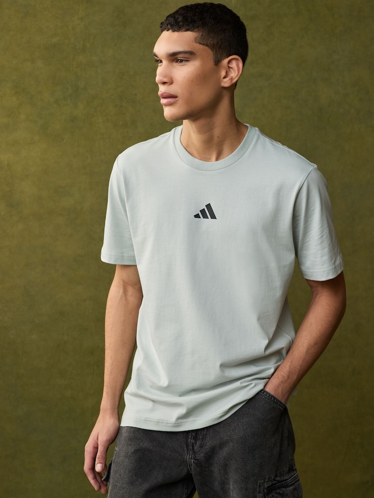 Grau - adidas City Escape Space Graphic 100% Cotton T-Shirt - Bild 1 von 10