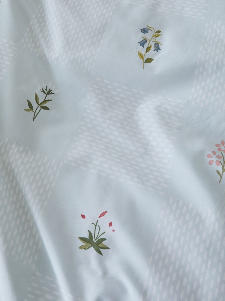 Light Blue Floral 100% Cotton Reversible Printed Duvet Cover and Pillowcase Set - Image 3 of 4