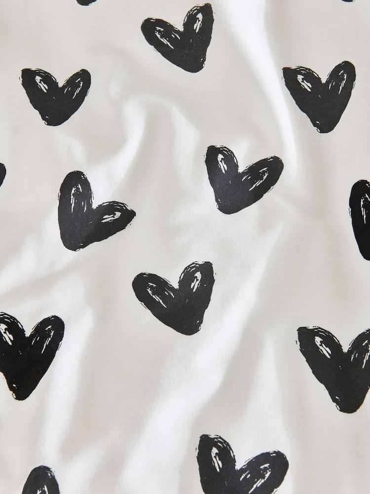 Black/White Heart Reversible Duvet Cover and Pillowcase Set - Image 3 of 4